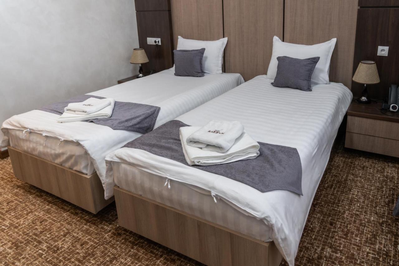Rayyan Hotel & Spa Ташкент Екстериор снимка